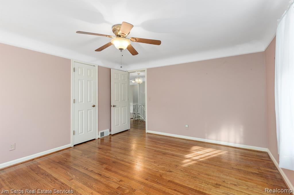 805 BALFOUR Street, Grosse Pointe Park, MI 48230 — Photo 20
