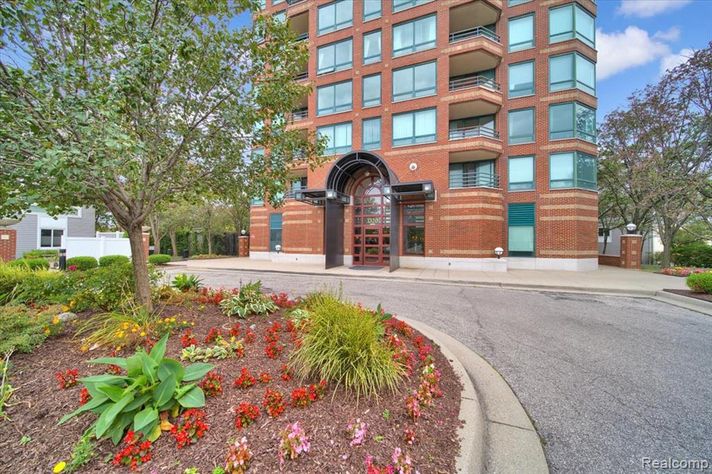 3320 Spinnaker Lane, 3A, Detroit, MI 48207 — Photo 2