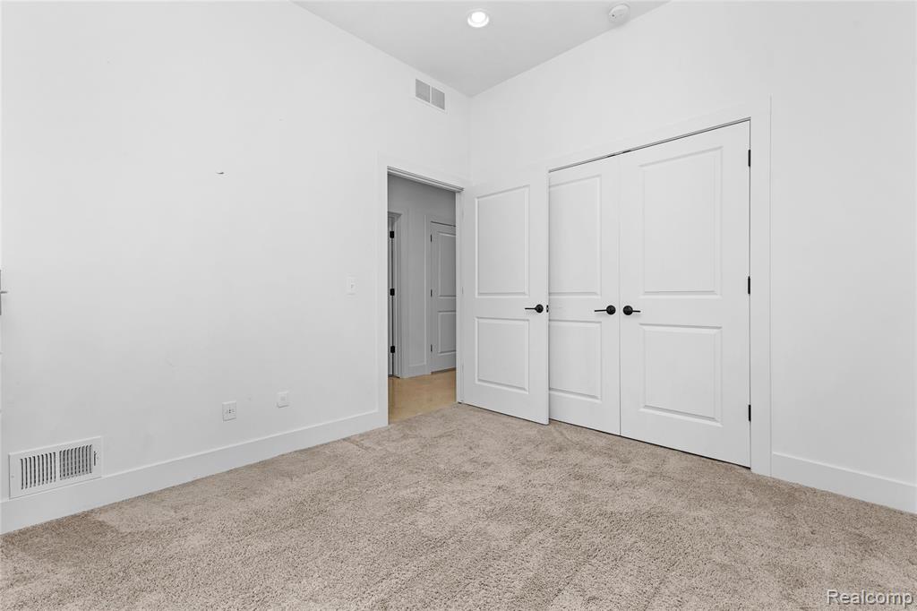262 Mack Avenue, Detroit, MI 48201 — Photo 36