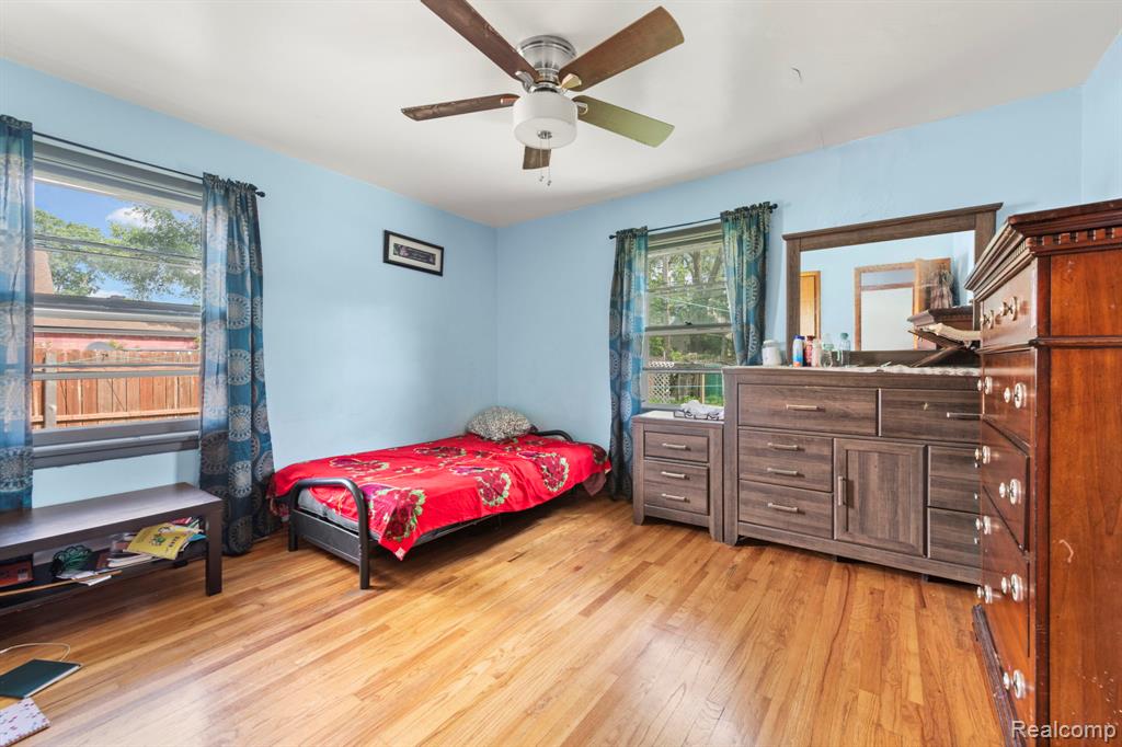 7208 Jackson Avenue, Warren, MI 48091 — Photo 12
