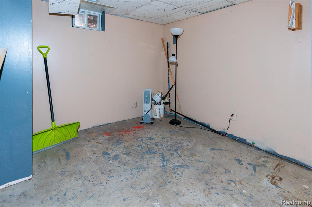 6374 Rutland Street, Detroit, MI 48228 — Photo 12