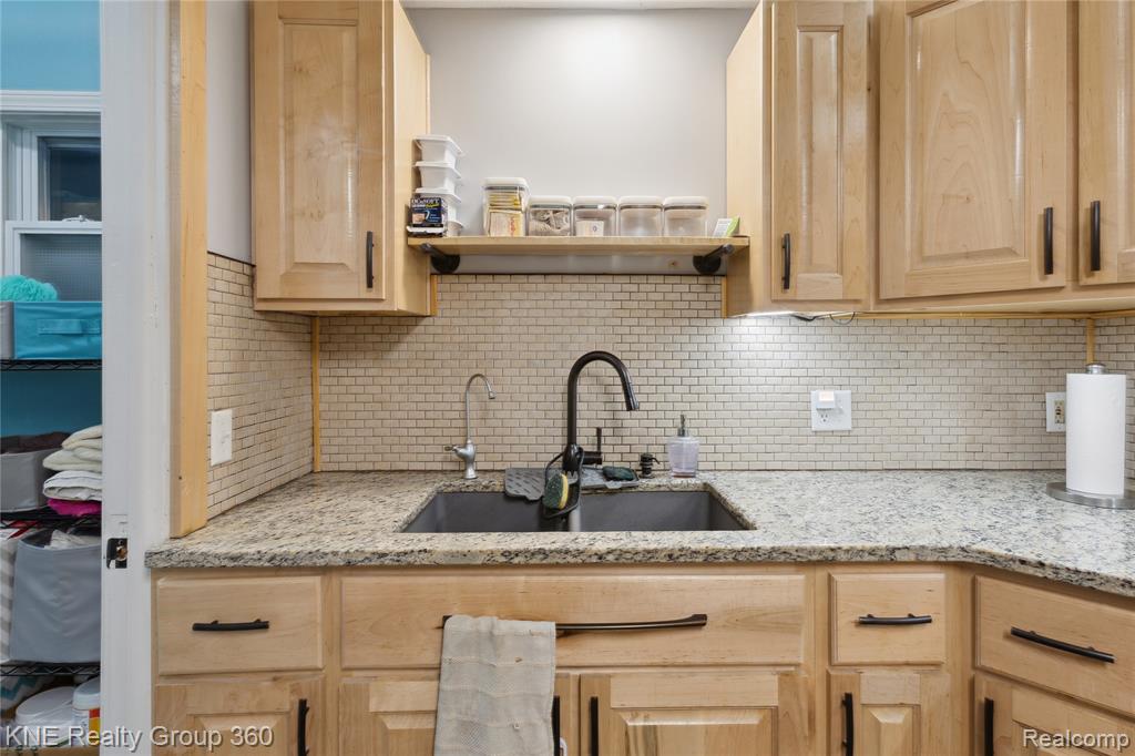 204 W Caroline Street, Bellevue, MI 49021 — Photo 9