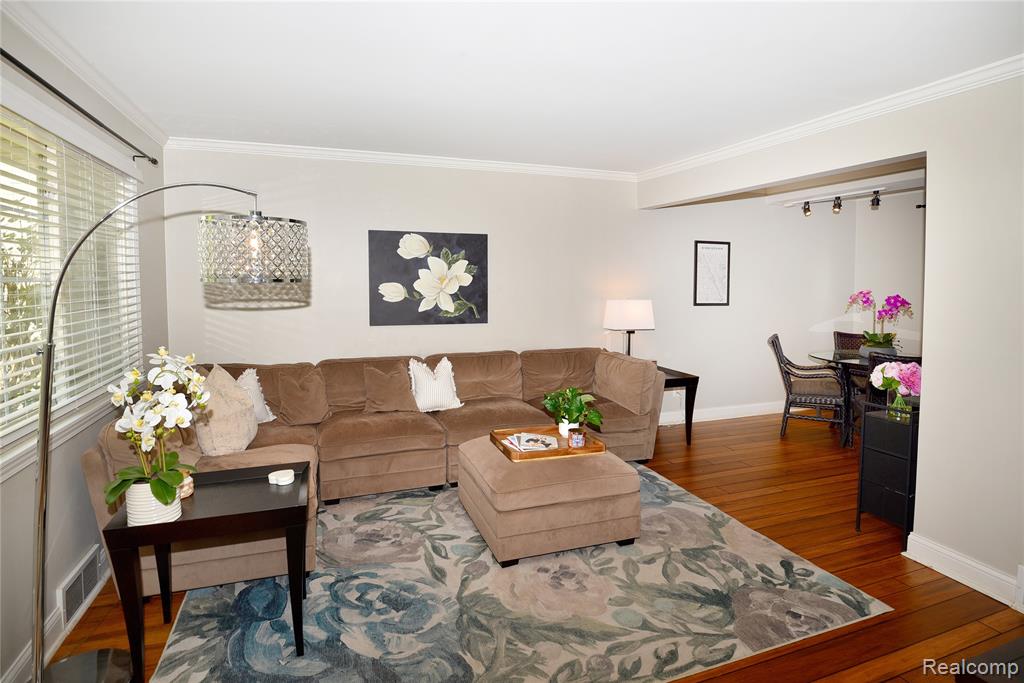 726 Graefield Court, Birmingham, MI 48009 — Photo 6