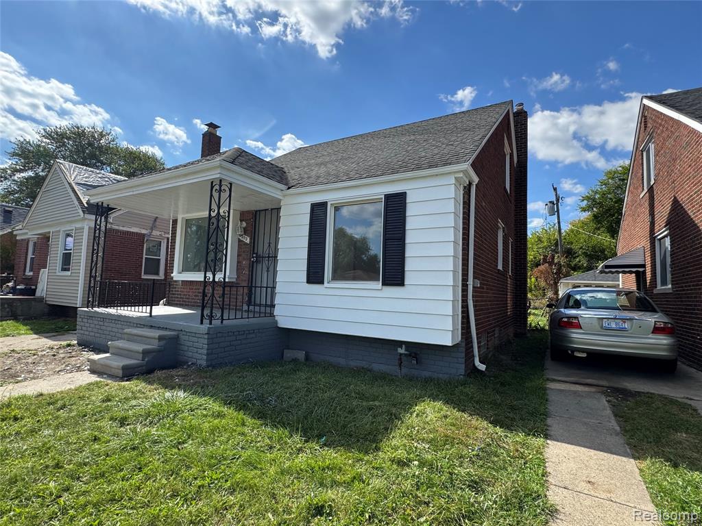 19395 FAIRPORT Street - Photo 2