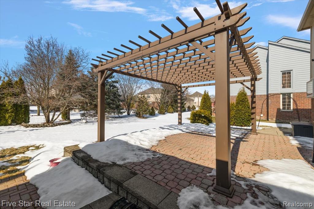 50813 Nagy Court, Macomb, MI, 48044