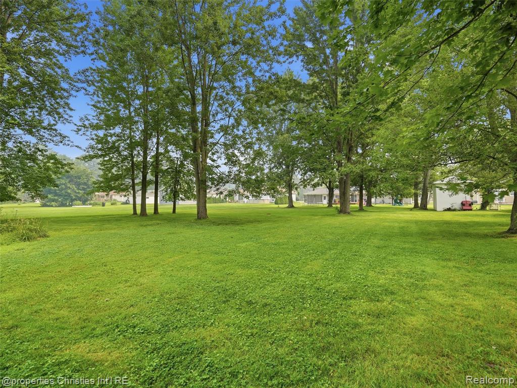 52735 Washington Street, New Baltimore, MI 48047 — Photo 34