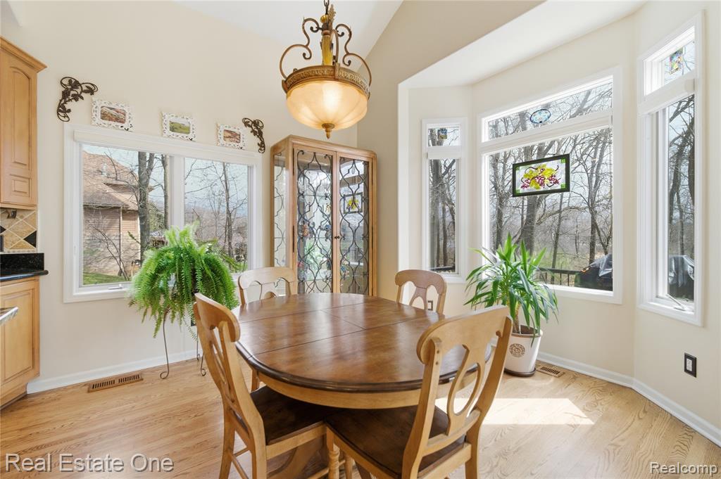 10152 Rosemarie Run, Brighton, MI 48114 — Photo 14