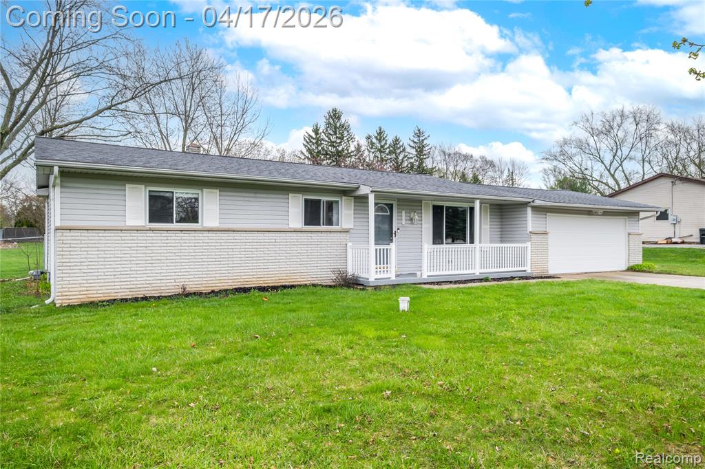 5395 Howe Road, Grand Blanc, MI 48439 — Photo 2