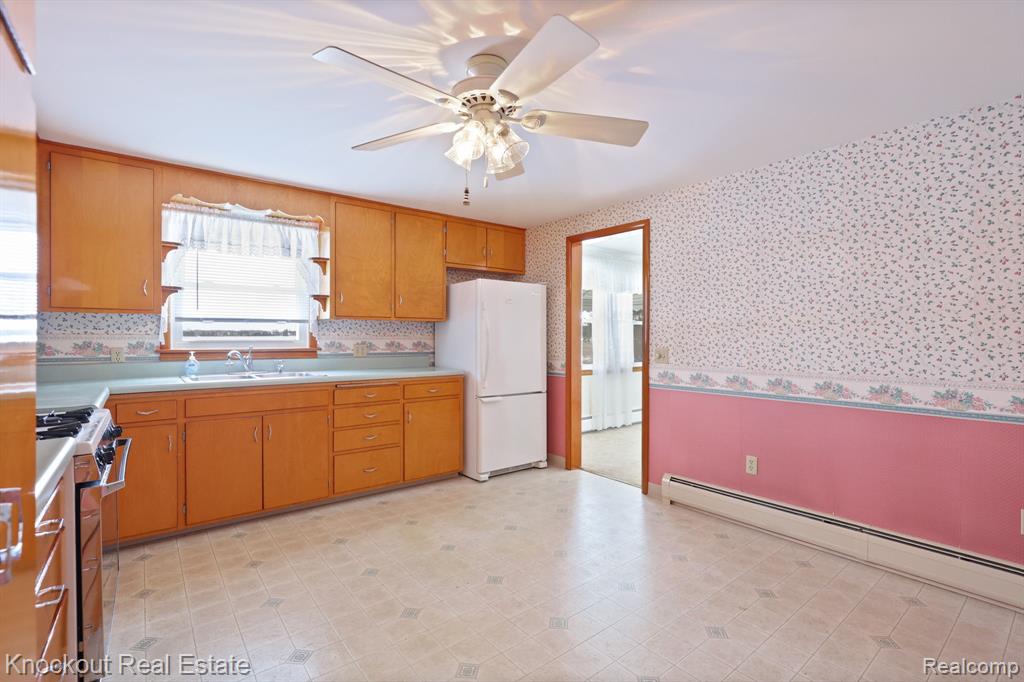 1105 S Mueller Road, Saginaw, MI 48601 — Photo 16