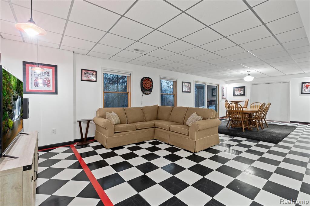 8301 Hyne Road, Brighton, MI 48114 — Photo 59