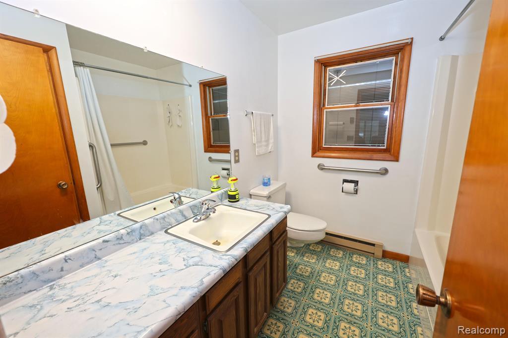 11575 Us Highway 31, Berrien Springs, MI 49103 — Photo 6