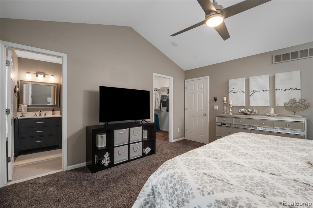 53118 Celtic Drive, Utica, MI 48315 — Photo 31