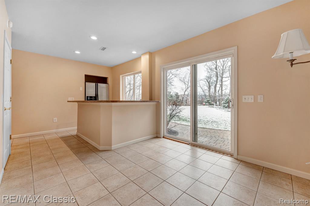 4661 Mallards Landing, Highland, MI — Photo 46