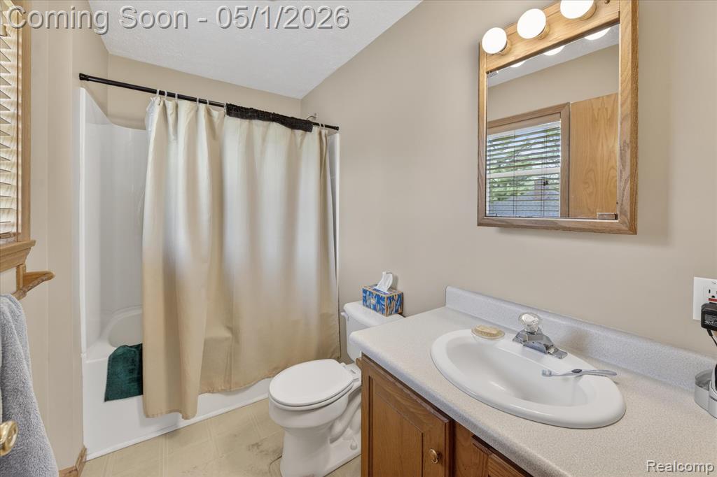9074 Hamburg Road, Brighton, MI 48116 — Photo 22