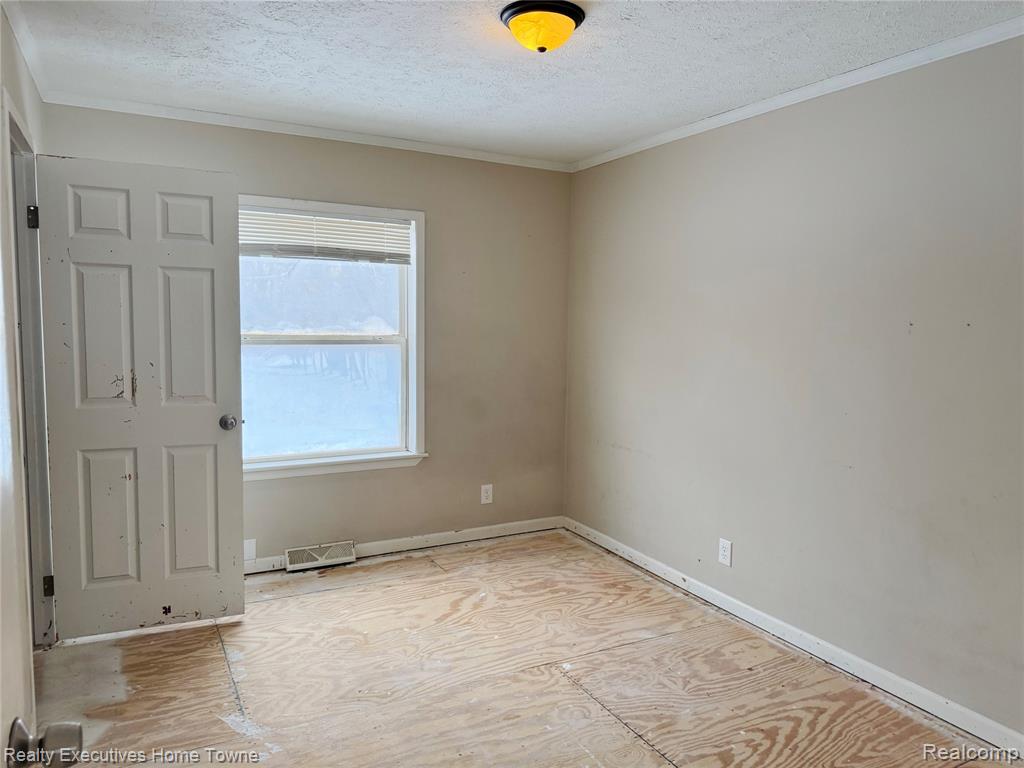 2045 Yeager Street, Port Huron, MI 48060 — Photo 20
