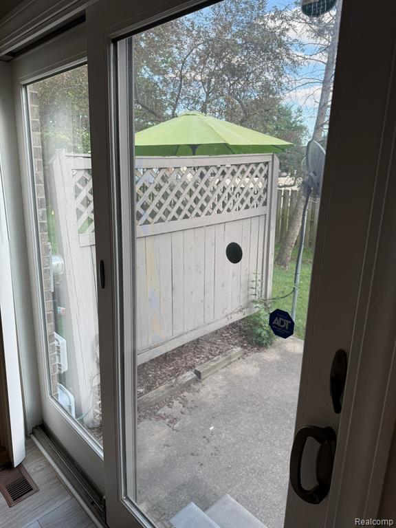 45209 HORSESHOE Circle, Canton, MI 48187 — Photo 16