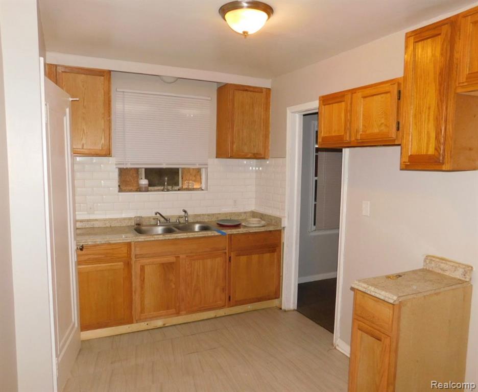 20502 Riopelle Street, Detroit, MI 48203 — Photo 2