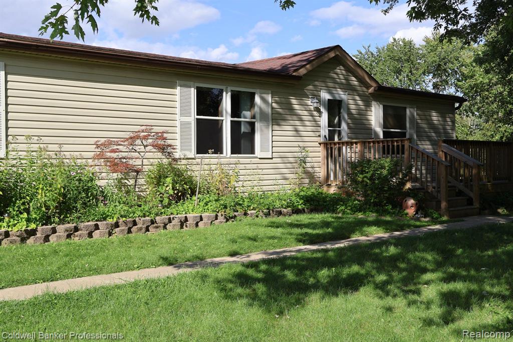 8523 TURNER Road, Imlay City, MI 48444 — Photo 38