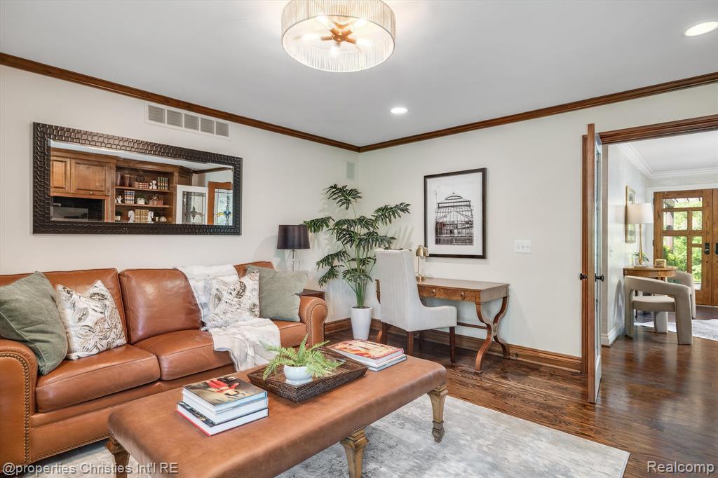 4640 Private Lake Drive, Bloomfield Hills, MI 48301 — Photo 13