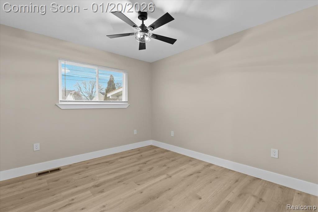 26044 Cherry Hill Road, Dearborn Heights, MI 48127 — Photo 19