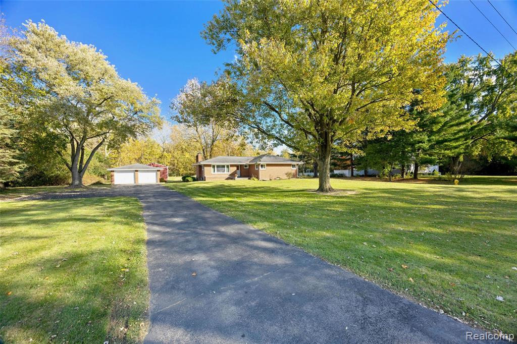 6135 Whittaker Road, Ypsilanti, MI 48197 — Photo 3
