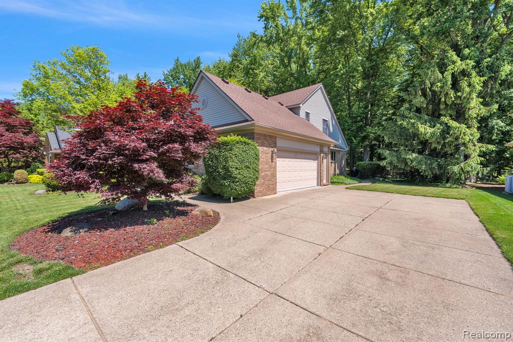 43746 Via Antonio Drive, Sterling Heights, MI 48314 — Photo 5