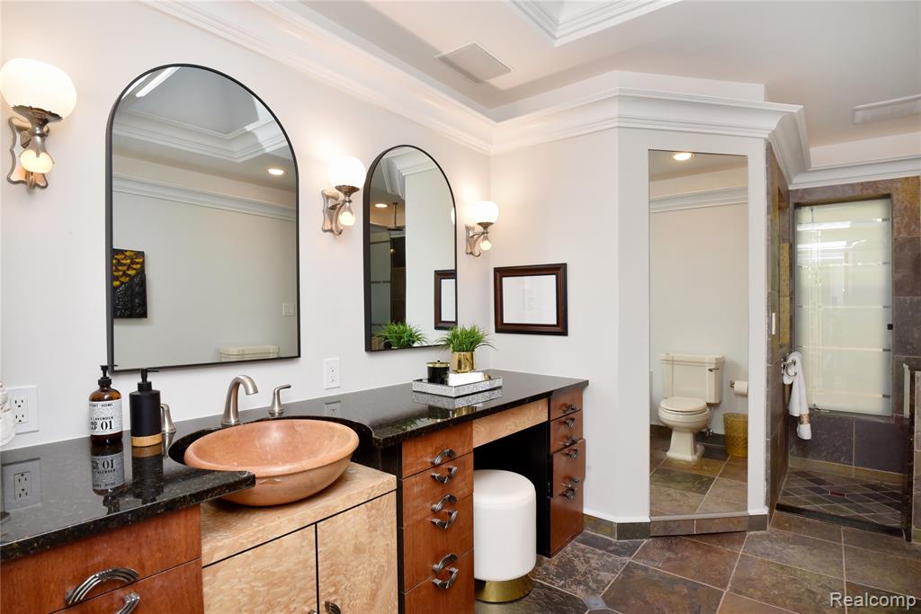821 River Bend Drive, Rochester Hills, MI 48307 — Photo 23
