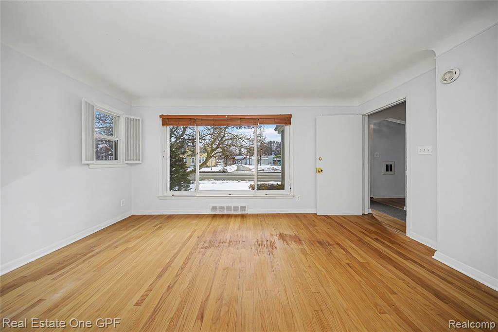 506 W 12 Mile Road, Royal Oak, MI 48073 — Photo 6