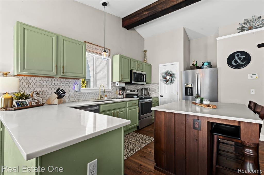 6581 WEDGEWOOD Court, Waterford, MI 48327 — Photo 10