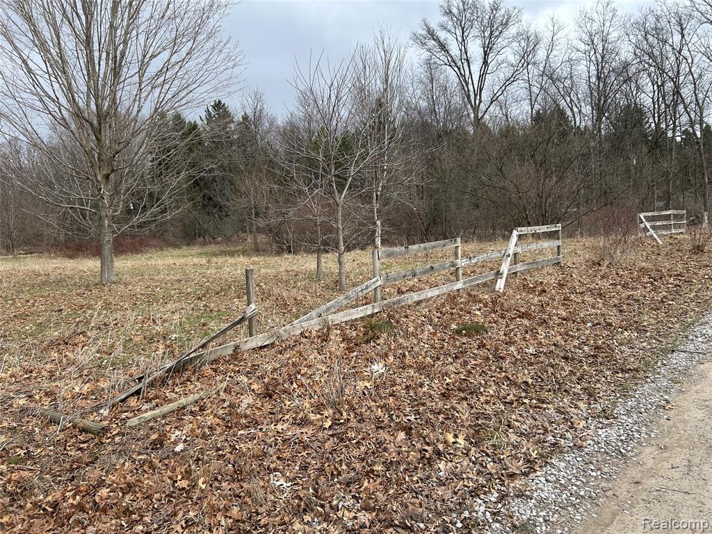VL Gentry Road, Howell, MI 48843 — front exterior