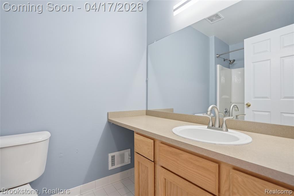 569 Cove View Drive, Waterford, MI 48327 — Photo 30