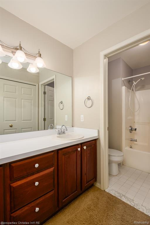 6576 Steeple Ridge, Clarkston, MI — Photo 29