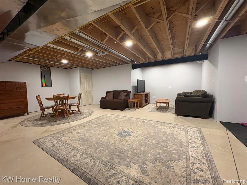 39605 Dorchester Circle, Canton, MI 48188 — Photo 21