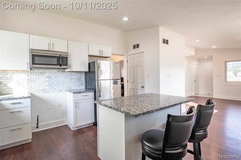 444 S Felker Avenue, Hazel Park, MI 48030 — Photo 10