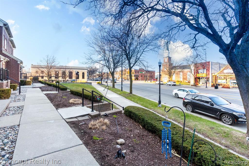 2851 Biddle Avenue, Wyandotte, MI 48192 — Photo 33