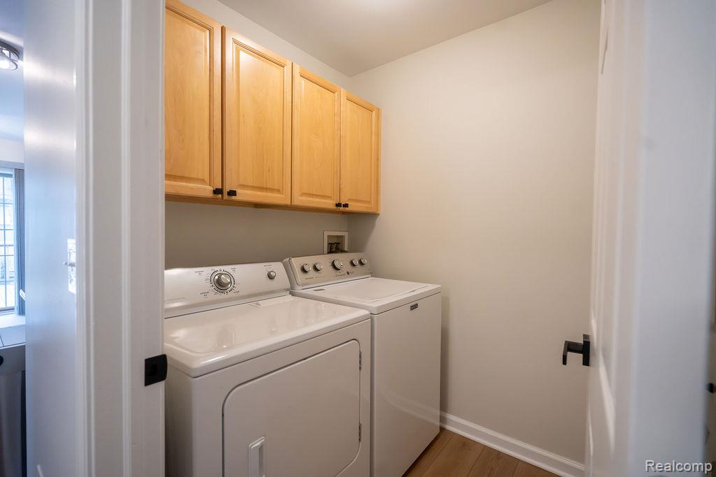 23869 McCort Drive, Flat Rock, MI 48134 — Photo 25