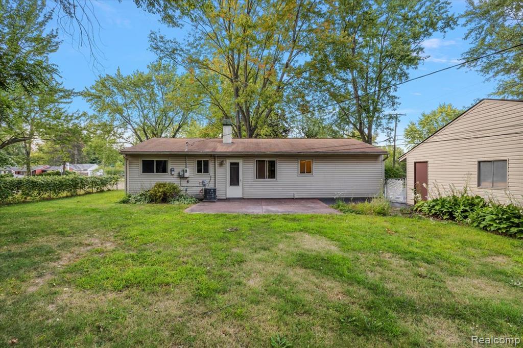 4535 Pinedale Avenue, Clarkston, MI — Photo 37