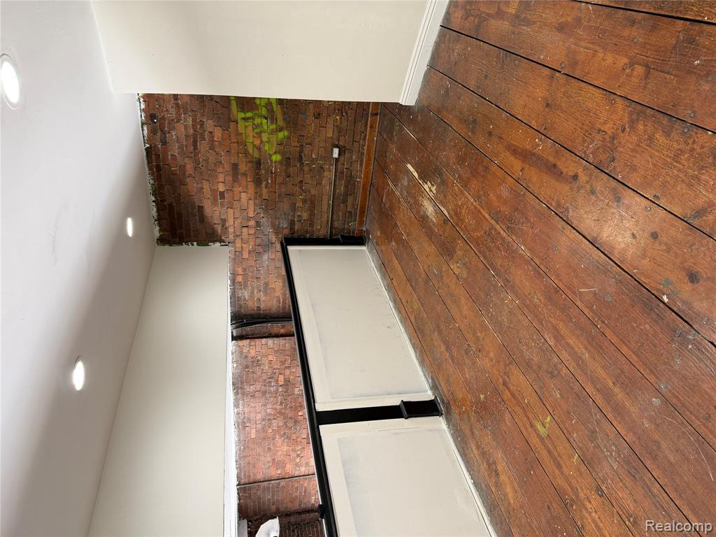 2627 John R Street, Detroit, MI 48201 — Photo 5