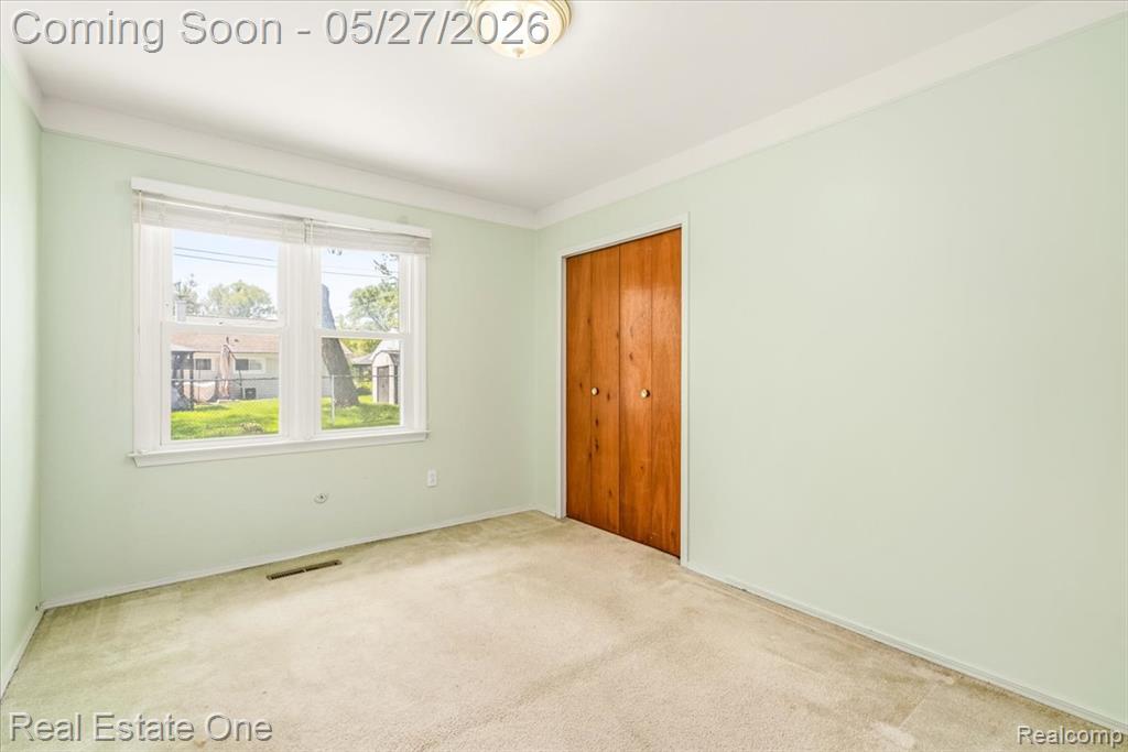 29737 Brandt Court, Garden City, MI — Photo 22