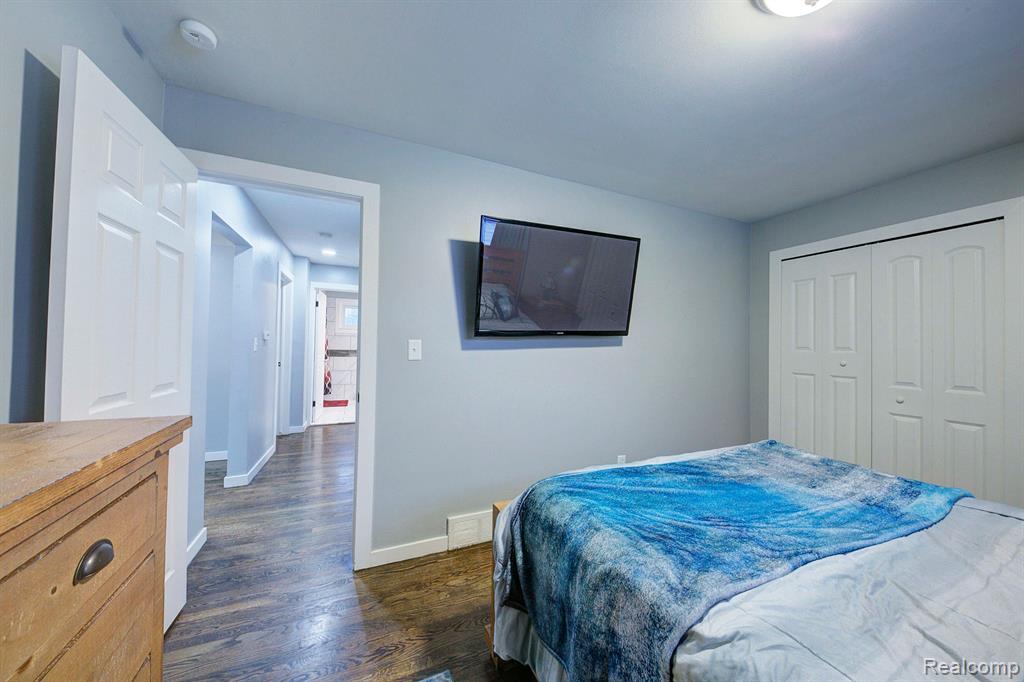 5239 GERALD Street, Warren, MI 48092 — Photo 8