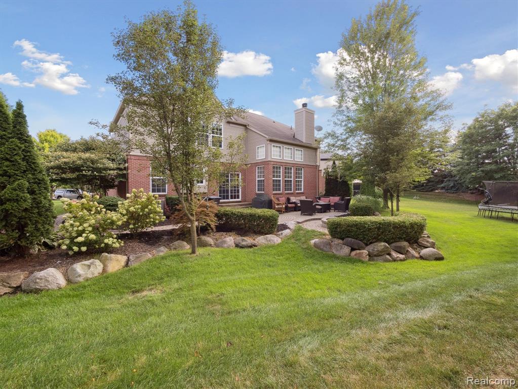 49018 Freestone Drive, Northville, MI 48168 — Photo 48