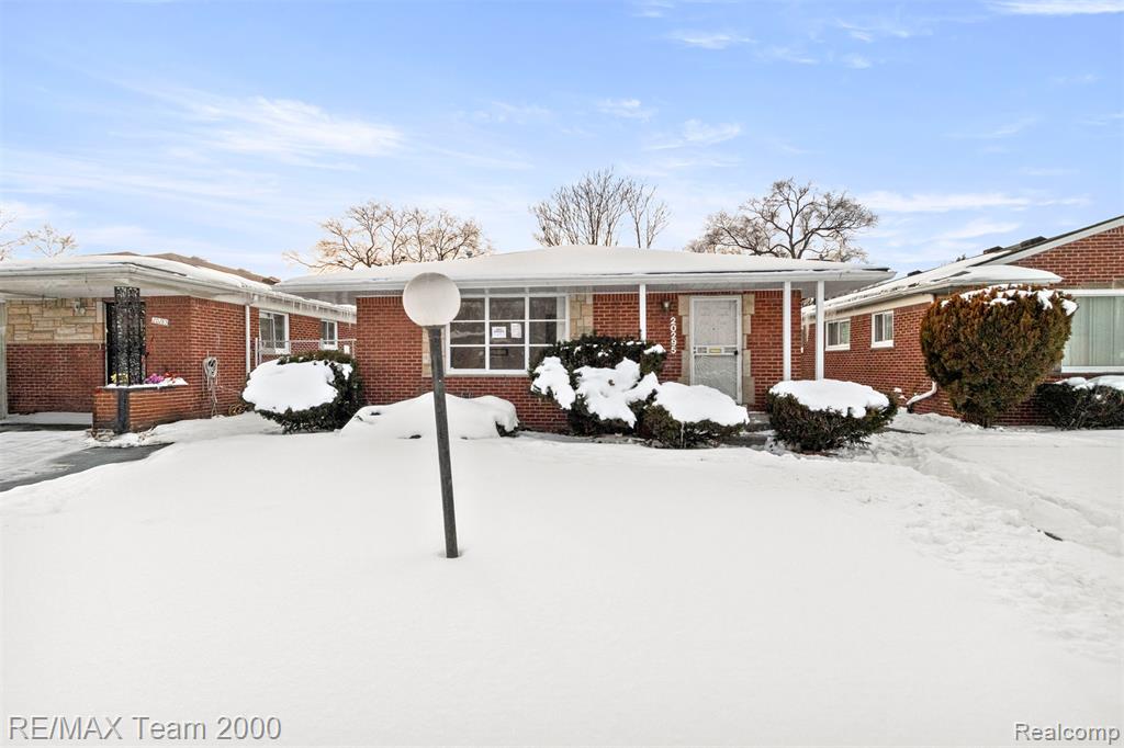 20295 Huntington Road, Detroit, MI 48219 — front exterior