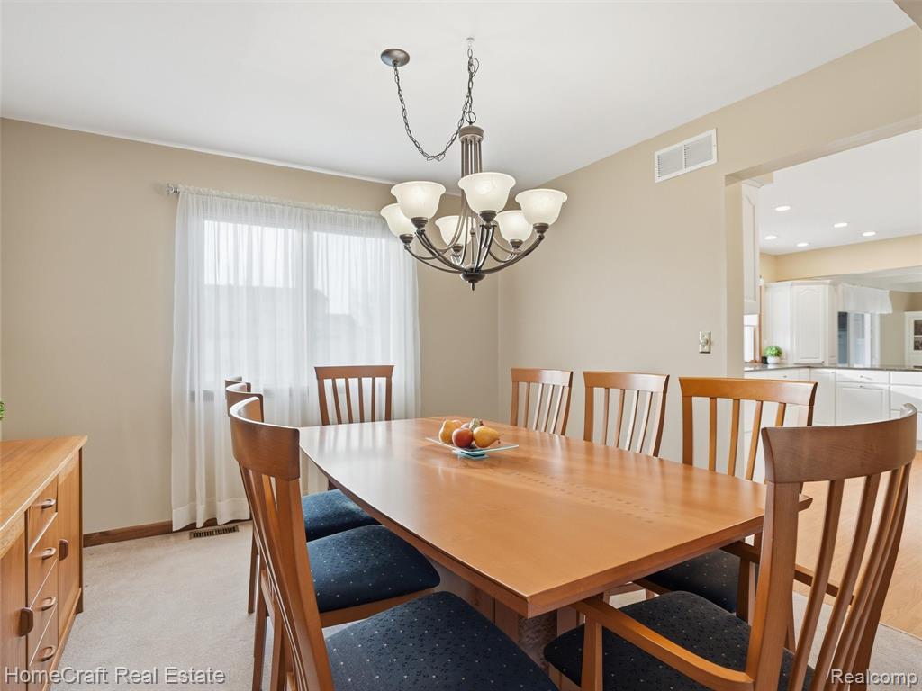 404 KINGS Way, Canton, MI 48188 — Photo 10