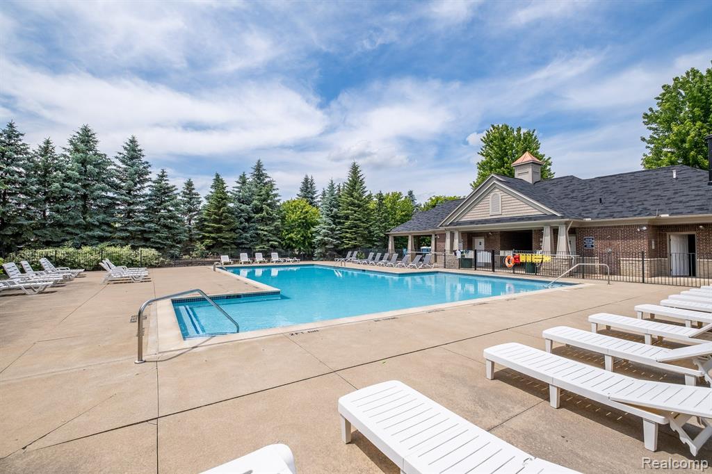 49290 FREESTONE Drive, Northville, MI 48168 — Photo 42