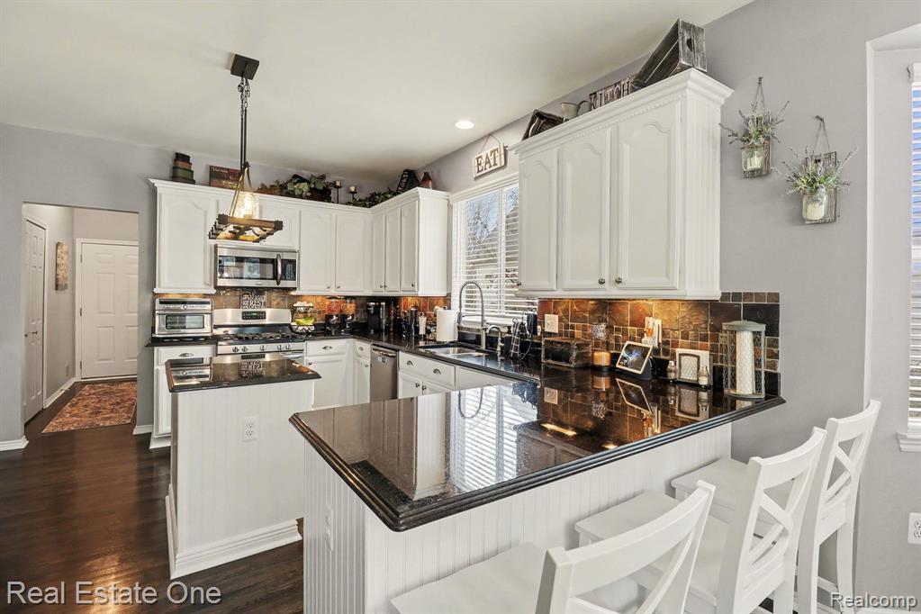 855 Island Lake Drive, Oxford, MI 48371 — Photo 11