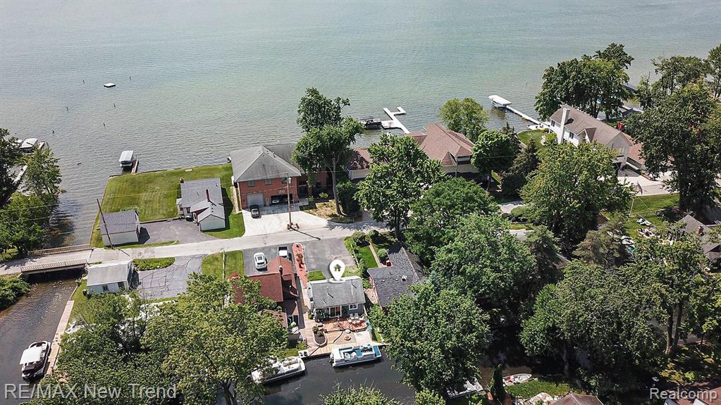4766 Linwood, West Bloomfield, MI 48324 — Photo 3