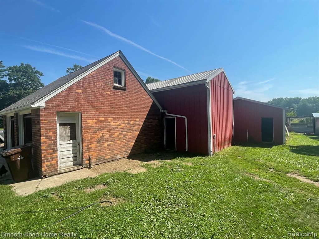20375 Sumpter Road, Belleville, MI 48111 — Photo 14