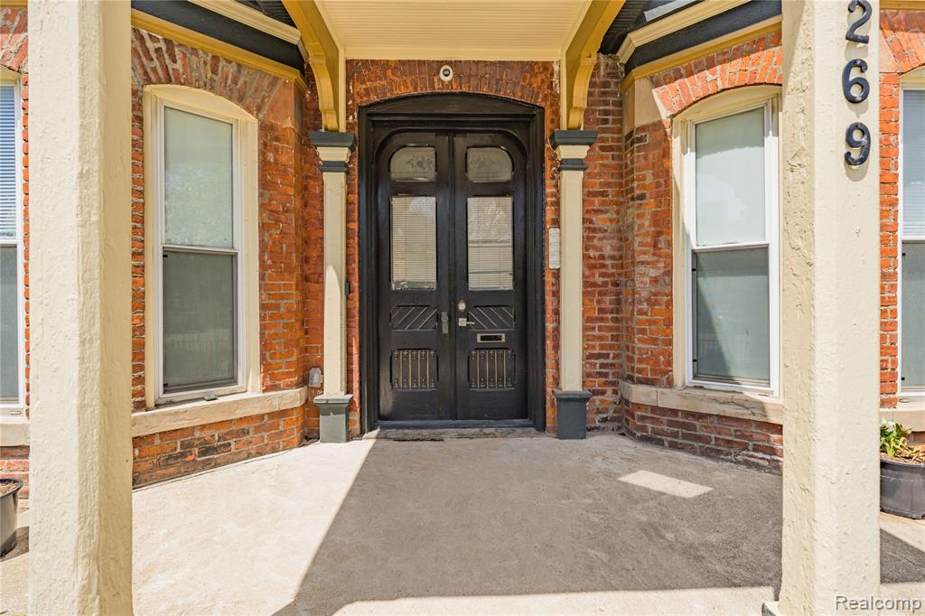 269 Watson Street - Photo 4