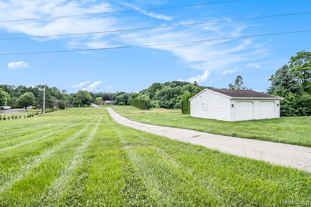 6695 River Road, Flushing, MI 48433 — Photo 31