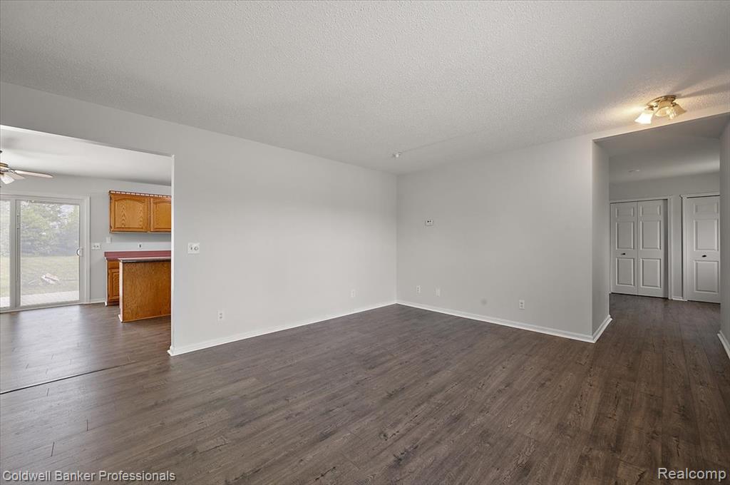 5714 Five Lakes Road, North Branch, MI 48461 — Photo 18